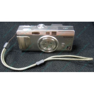 Фотоаппарат Fujifilm FinePix F810 (без зарядного устройства) - Гольяново